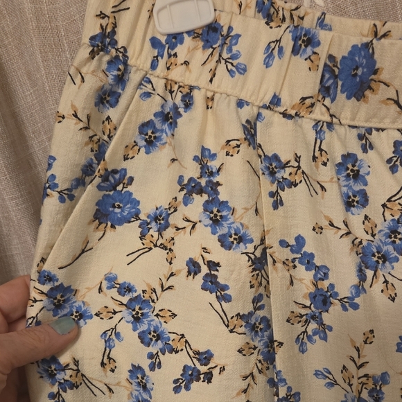 a new day Cream and Blue Floral Wide-Leg Pants - Picture 4 of 4